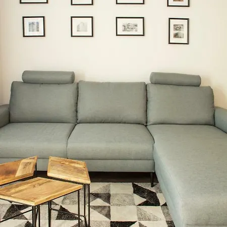 Centre - Private Parking - Fast Wifi Apartamento